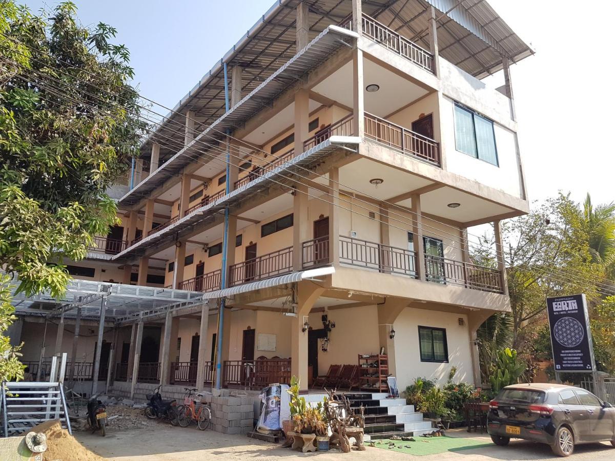 Alisona Hostel Ванг Виенг Екстериор снимка